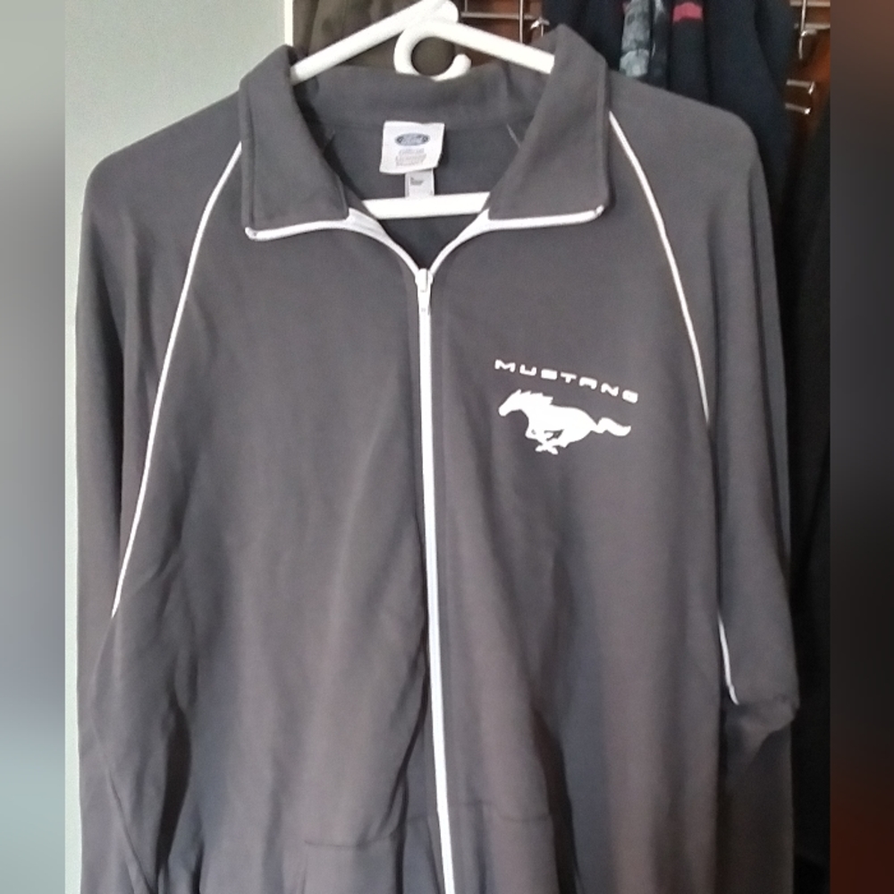 Official Ford Motor company Ford Mustang zip up fleece sweatshirt